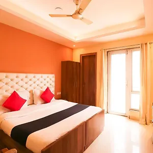 Hotel Capital O 666 Gd House ***
